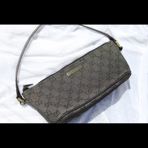 Gucci Handbags - Authentic 90s Vintage Gucci Pochette Shoulder Bag